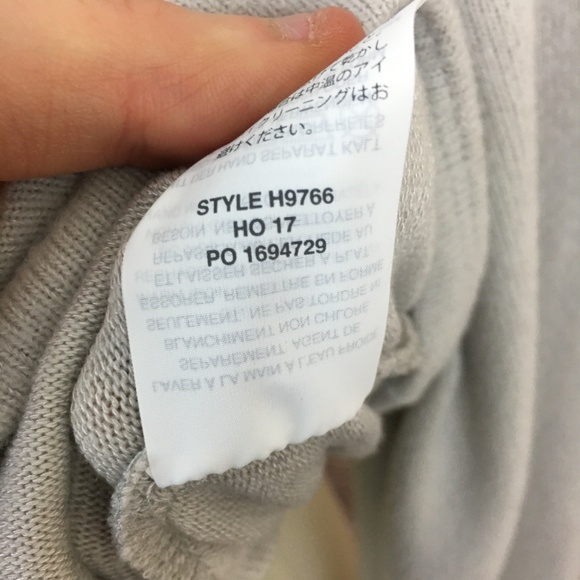 J.Crew Cropped Long-Sleeve T-Shirt in Oyster Grey - Picture 6 of 8